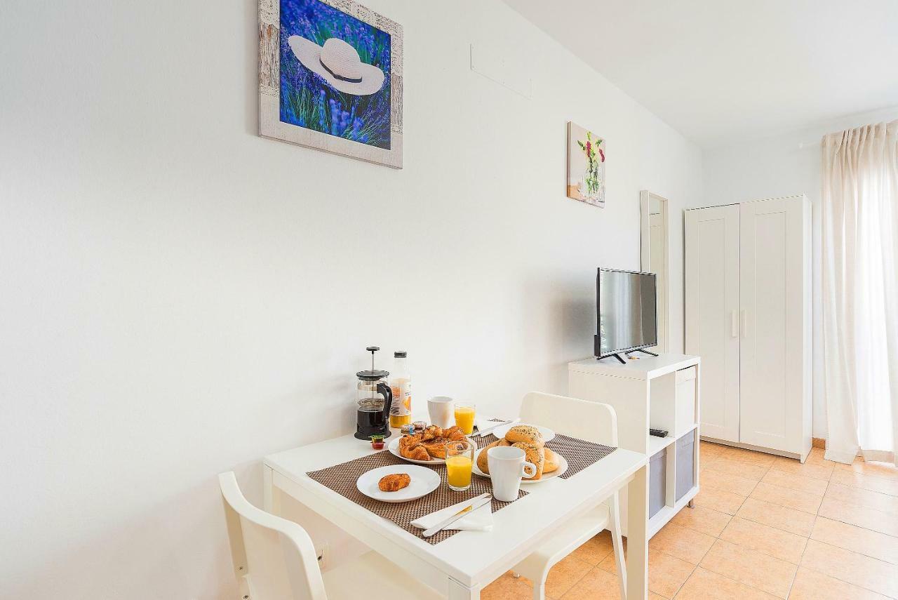 Studios Nerja Center D Εξωτερικό φωτογραφία